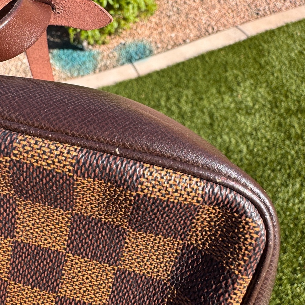 Authentic Louis Vuitton Damier Ebene Pochette handbag - Picture 9 of 11